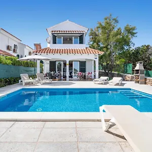 https://villa-elsie.balearic-islands.net