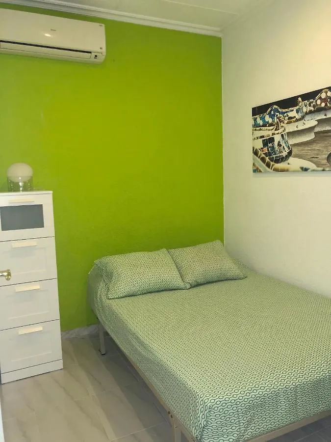 Clot Mirabarna Apartments Barcelona 0*,
