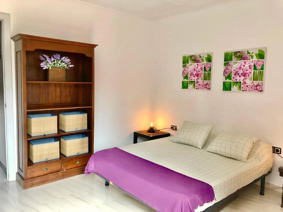 Clot Mirabarna Apartments Barcelona 0*,