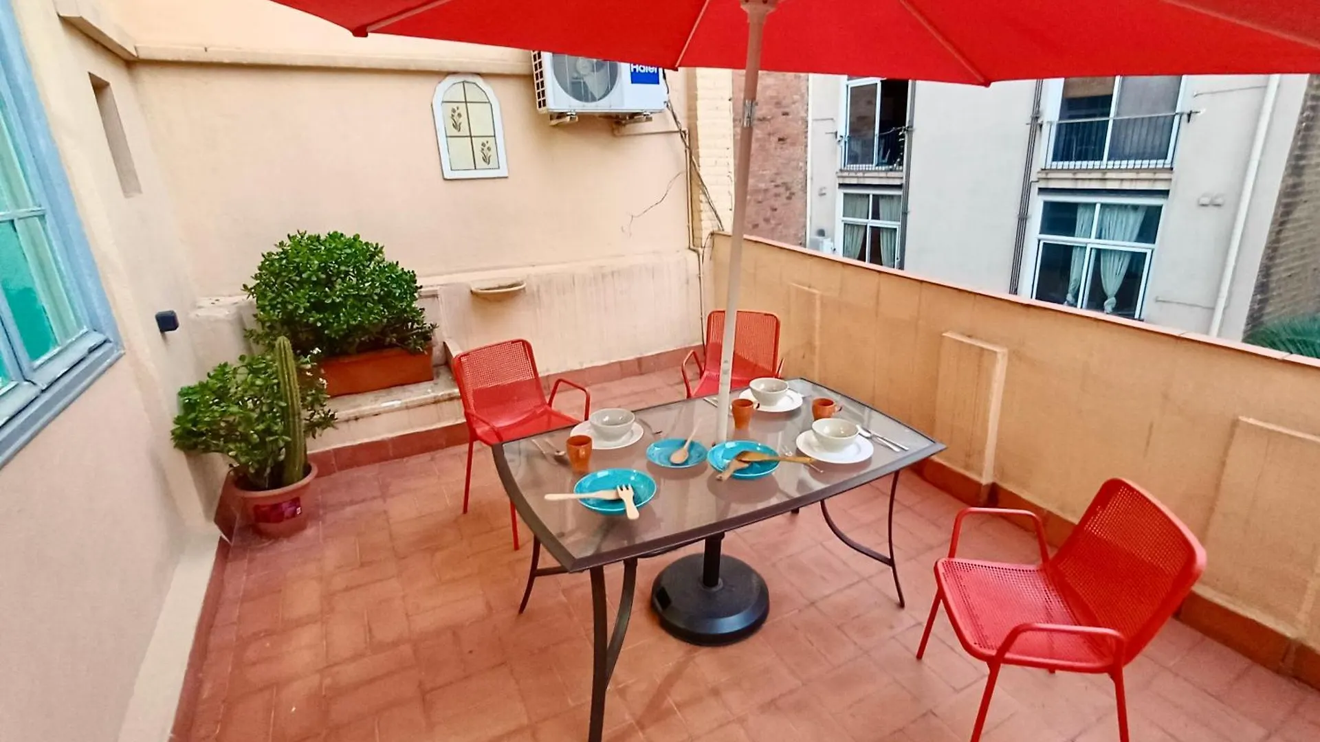 Clot Mirabarna Apartments Barcelona Spain