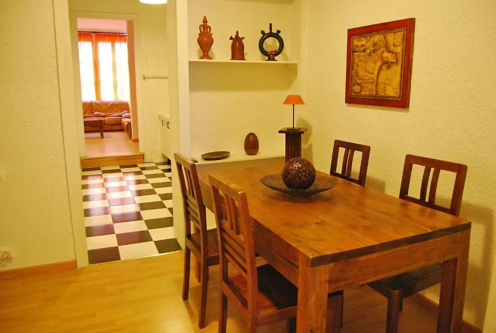 Clot Mirabarna Apartments Barcelona