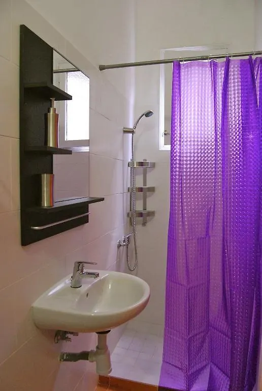Clot Mirabarna Apartments Barcelona