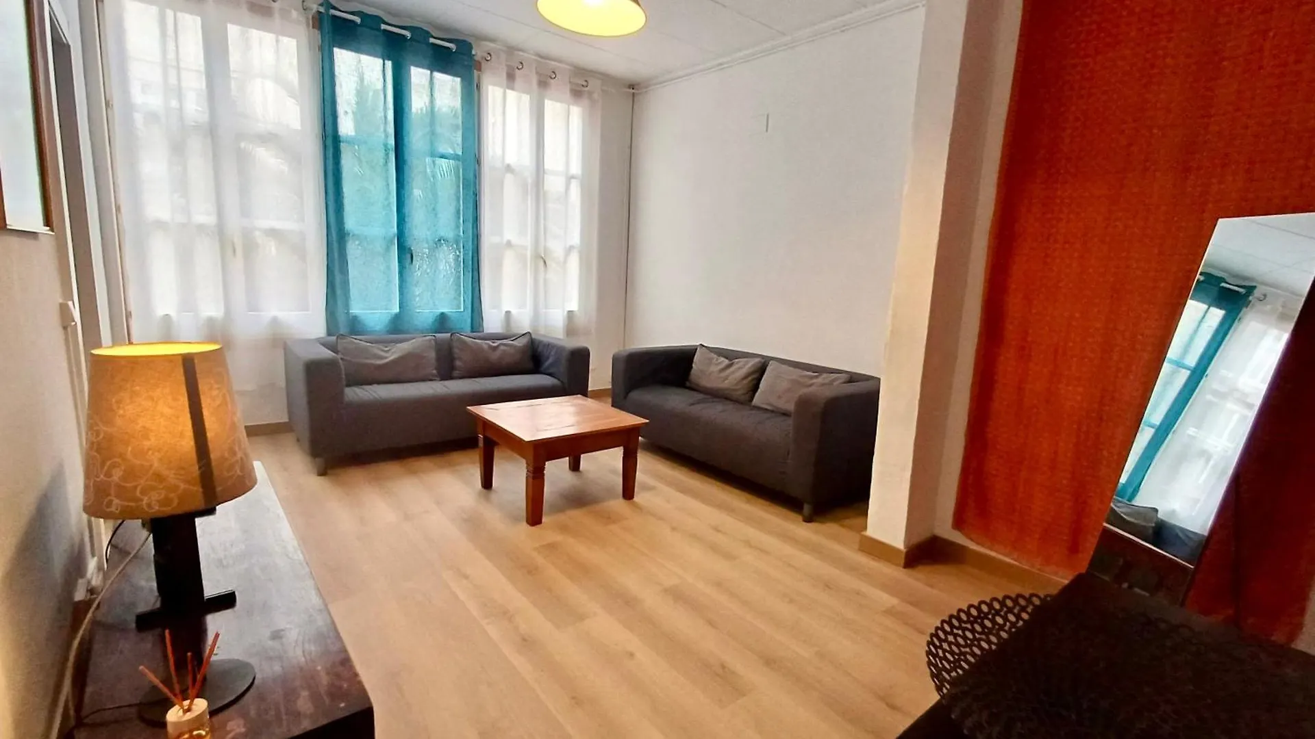 Clot Mirabarna Apartments Barcelona Spain